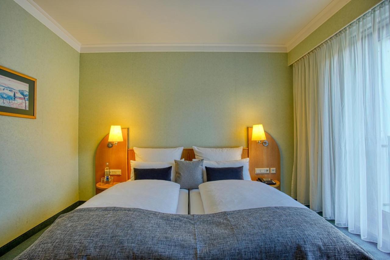 Hotel Kischers Landhaus Hannover Bagian luar foto