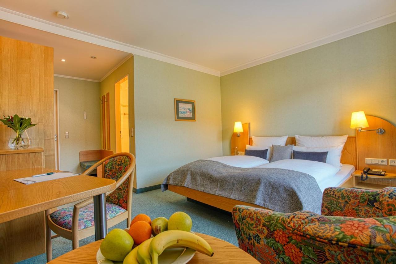 Hotel Kischers Landhaus Hannover Bagian luar foto