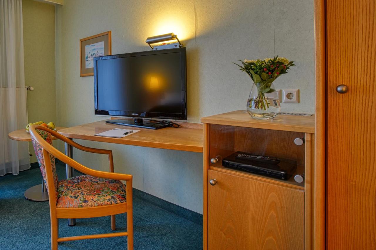 Hotel Kischers Landhaus Hannover Bagian luar foto